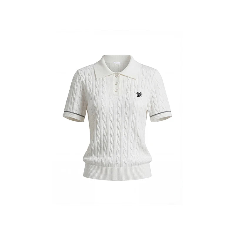College-style retro slimming polo sweater