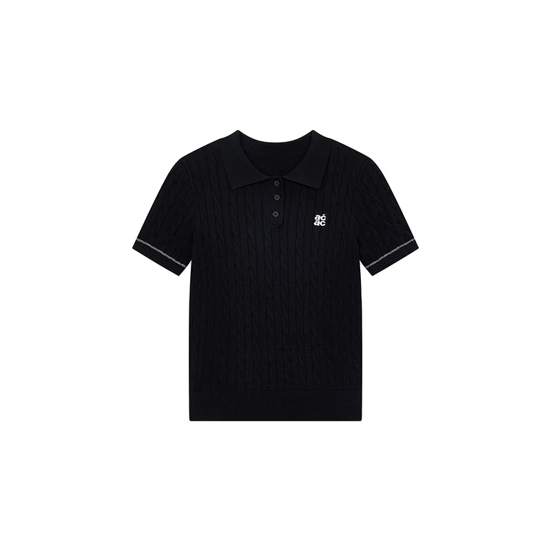 College-style retro slimming polo sweater